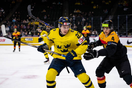 Liam Danielsson of Sweden and Max Bleicher of Germany