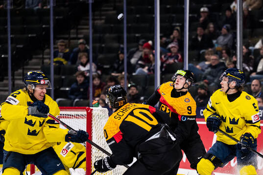 Milton Gästrin and Sascha Boumedienne of Sweden against
