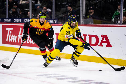 Fabio Kose of Germany and Viggo Björck of Sweden