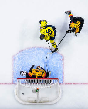 Jack Berglund of Sweden scores the 1-3 goal behind