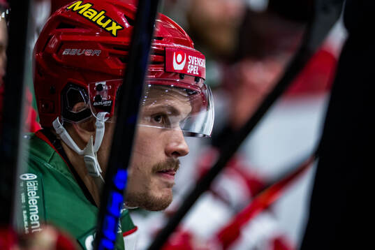 Modos Linus Andersson deppar