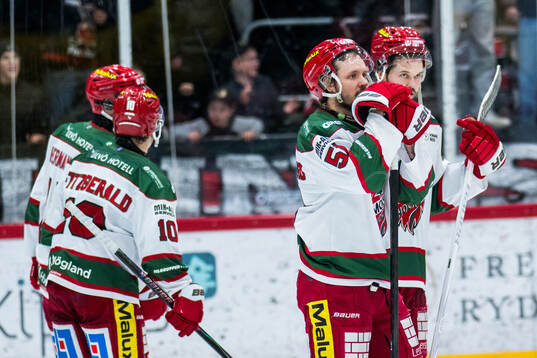 Modos Victor Berglund och Måns Carlsson deppar
