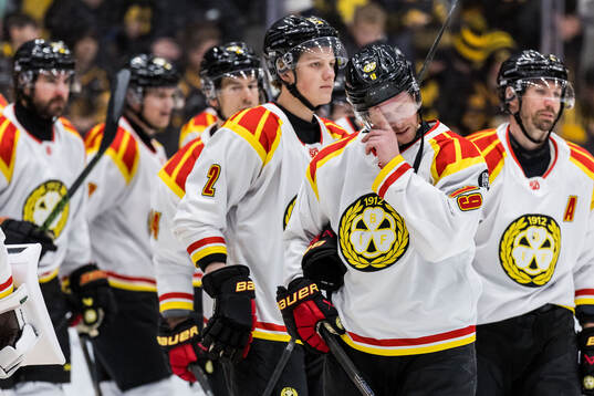 Brynäs  Nicklas Bäckström deppar