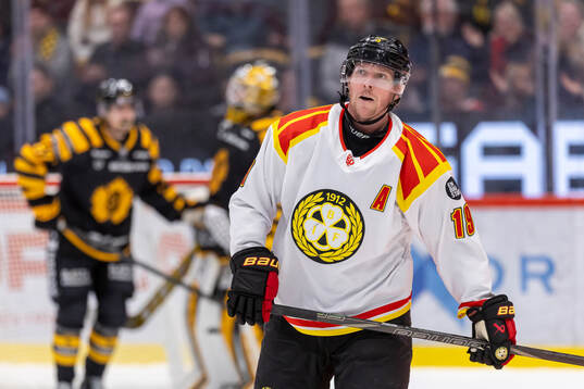 Brynäs Nicklas Bäckström deppar