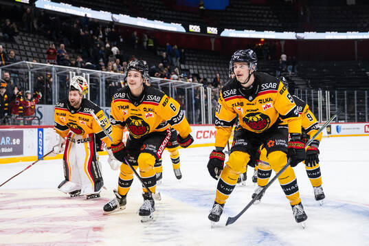 Luleås målvakt Joel Lassinantti, Isac Hedqvist och Markus