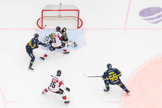 Malmö Redhawks Fredrik Händemark gör 0-1
