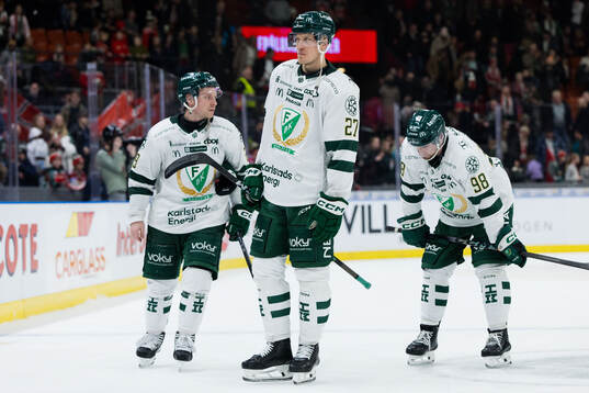 Färjestads Oskar Steen, Gabriel Carlsson och Marian