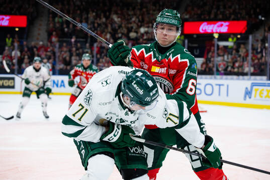 Färjestads Viktor Lodin och Frölundas Filip Hasa