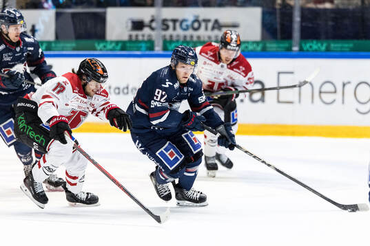 Örebros William Wikman och Linköpings Zion Nybeck