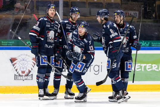 Linköpings Jakub Vrana jublar