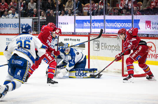 Leksands målvakt Marcus Gidlöf och Timrås Sebastian