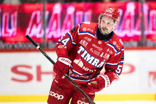 Timrås Jonathan Dahlén jublar