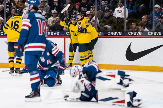 Ivar Stenberg of Sweden celebrates