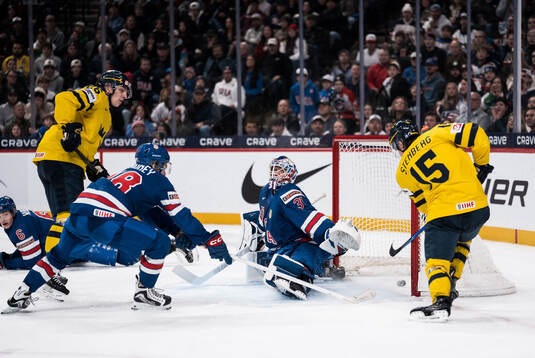 Ivar Stenberg of Sweden scores the 3-6 goal behind