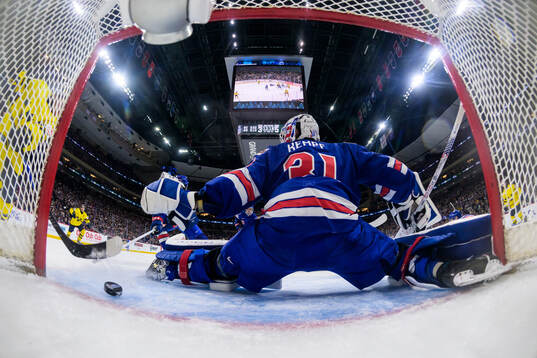 Ivar Stenberg of Sweden scores the 3-6 goal behind