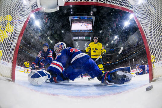 Ivar Stenberg of Sweden scores the 3-6 goal behind