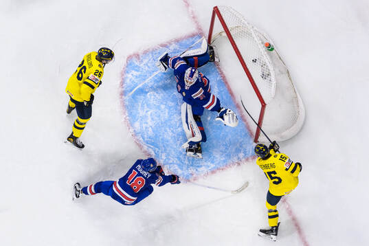 Ivar Stenberg of Sweden scores the 3-6 goal behind