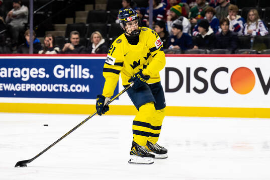 Viggo Björck of Sweden at warm-up