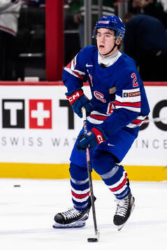 Luke Osburn of USA at warm-up