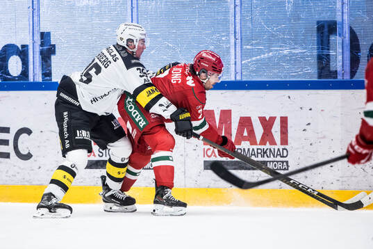 Västerås Olle Norberg och Moras Ethan De Jong