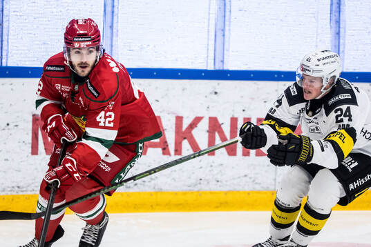 Moras Brayden Tracey och Västerås Gustav Bryvall