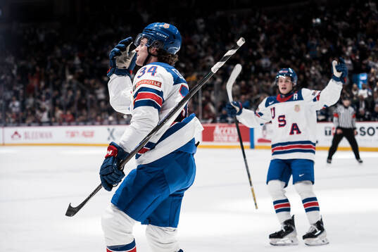 Cole Eiserman of USA celebrates