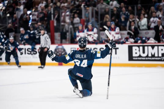 Arttu Välilä of Finland celebrates
