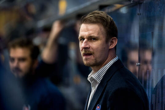 Oskarshamns assisterande tränare Johannes Salmonsson