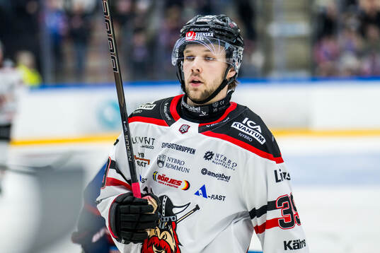 Nybros Linus Lindgren deppar