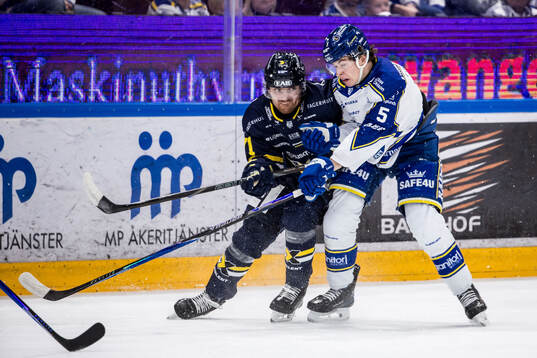 HV71s William Ignberg Nilsson och Leksands Andro Kaderli