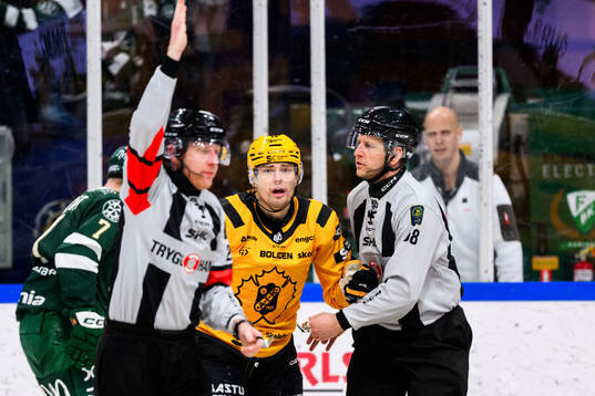 Skellefteås Andreas Johnson blir utvisad