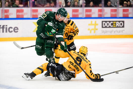 Färjestads Adam Ollas Mattsson