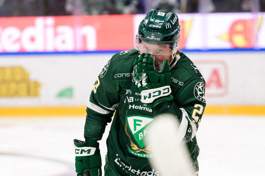 Färjestads Oskar Steen