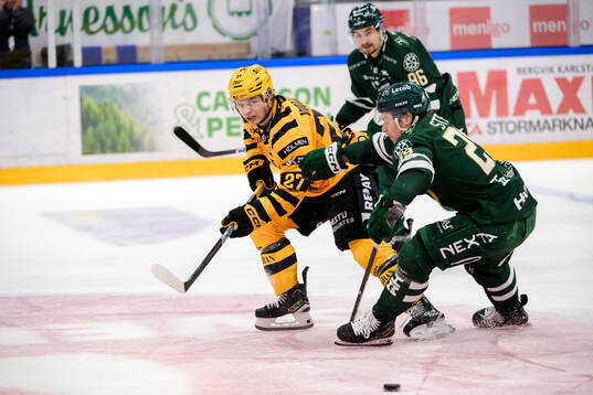 Skellefteås Oskar Vuollet och Färjestads Oskar Steen