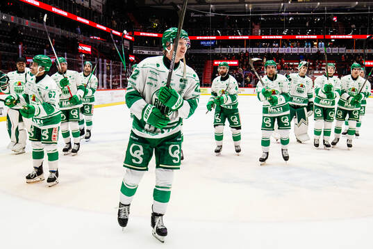 Rögles Fredrik Olofsson jublar