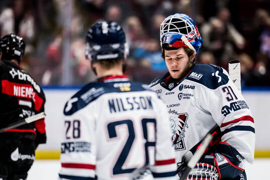 Linköpings målvakt Jesper Myrenberg deppar