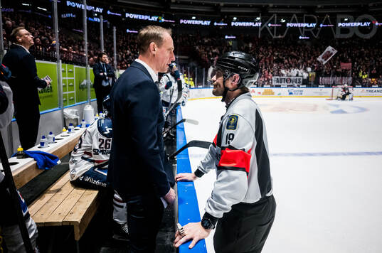 Linköpings tränare Mikael Håkanson och Domare David