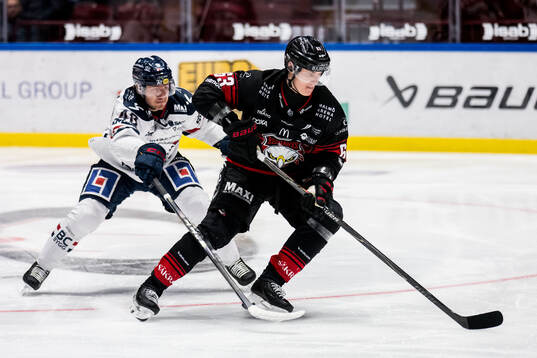 Linköpings Mikko Kokkonen och Malmö Redhawks Fredrik