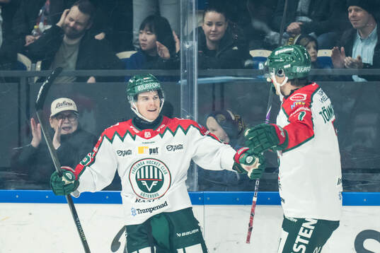 Frölundas Dominik Egli jublar