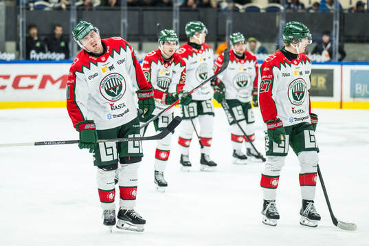 Frölundas Max Lindholm och Theodor Niederbach deppar
