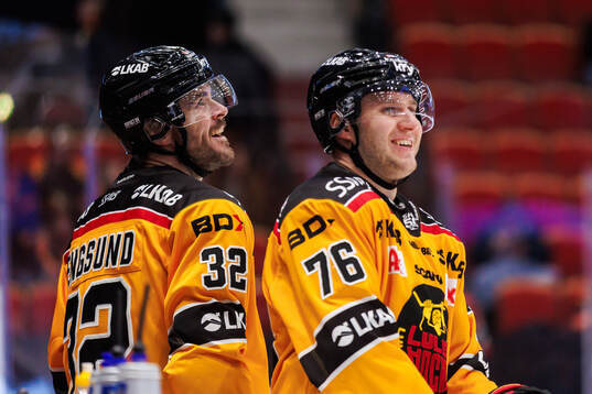 Luleås Oscar Engsund och Ben Tardif