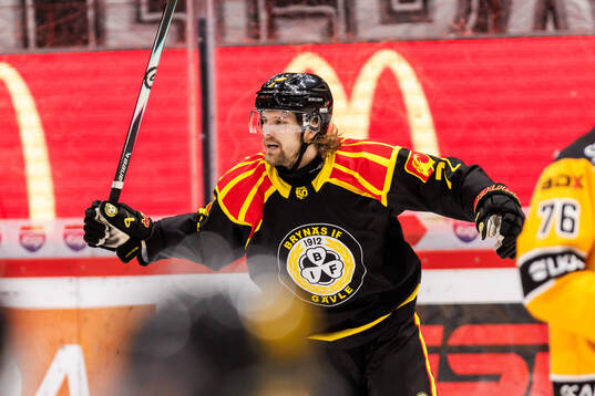 Brynäs Axel Jonsson-Fjällby jublar