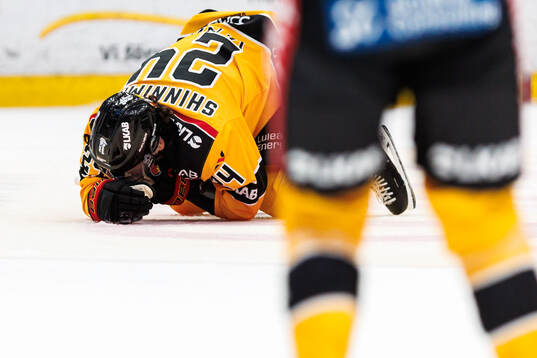 Luleås Brendan Shinnimin har ont