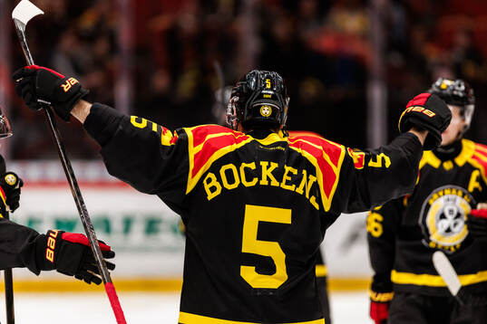 Brynäs Michal Kempny jublar