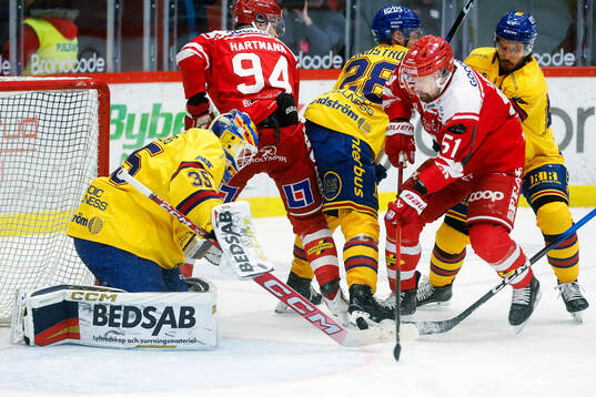 Djurgårdens målvakt Magnus Hellberg och Timrås Anton