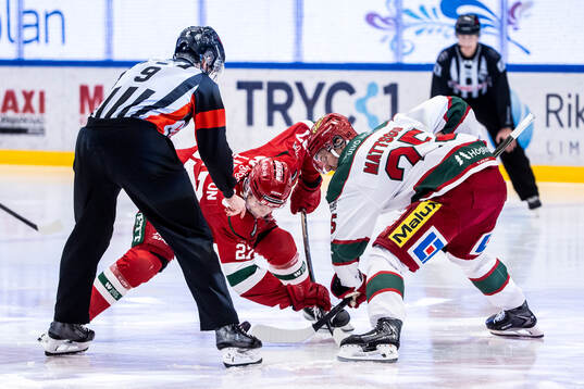 Moras Hampus Larsson och Modos Carl Mattsson