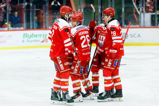Timrås Anton Heikkinen jublar