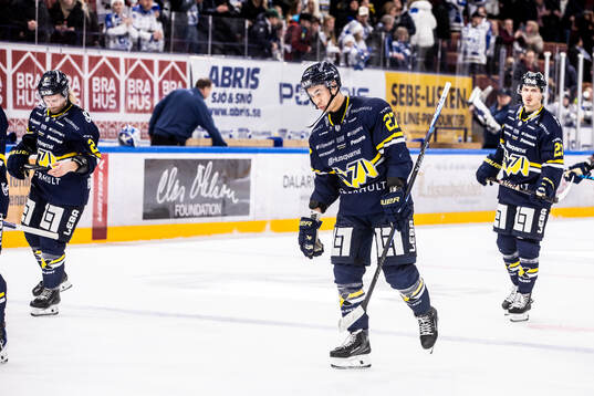 HV71s Jonathan Ang deppar