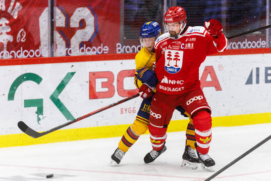 Djurgårdens Jesper Pettersson och Timrås Anton Lander
