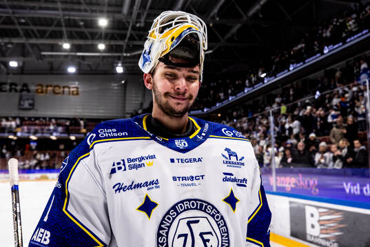 Leksands målvakt Marcus Gidlöf jubel